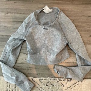 Gymshark long-sleeve crop